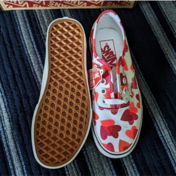 Vans Authentic Valentine Hearts Girls 3.5 Youth VNOA348A40Q Red and White 122025 - Picture 11 of 11